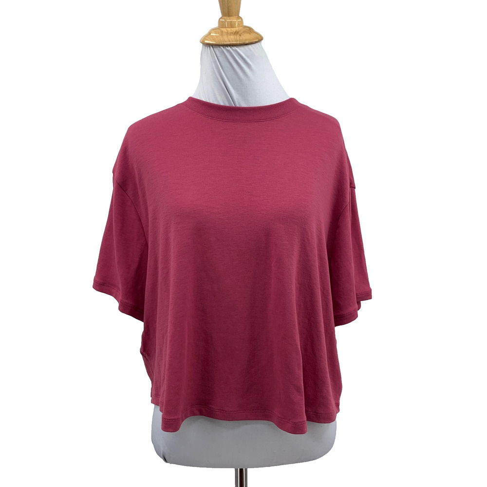 Nike T Shirt Womens M Medium Bright Plum One Dri Fit Short Sleeve Cropped *READ